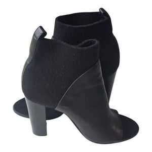 Vince Women Aren Leather Bootie 9M Black Suede Open Toe Italy Made Luxury